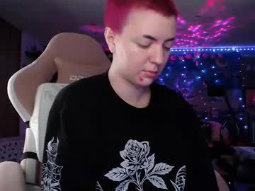 Nerdy_Squirty Chaturbate stream image from June 19, 2025