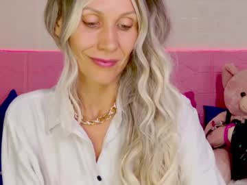 Goddess_Stars Chaturbate stream image from June 19, 2025