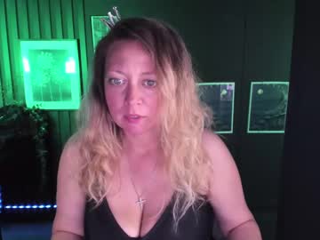 Jessica_Foxxxy Chaturbate stream image from June 19, 2025