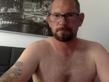Manalhot83 Chaturbate stream image from June 19, 2025