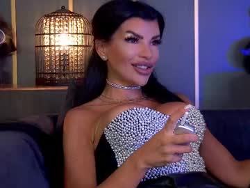 Mistresselenia Chaturbate stream image from June 19, 2025