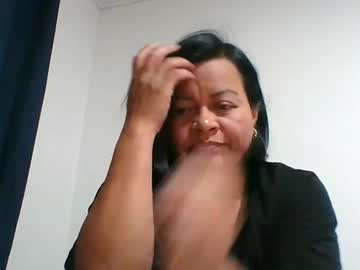 Adrianagogo18 Chaturbate stream image from June 19, 2025