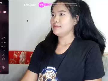 Gadena_Thai Chaturbate stream image from June 19, 2025