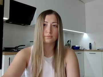 Luna_Flare Chaturbate stream image from June 19, 2025