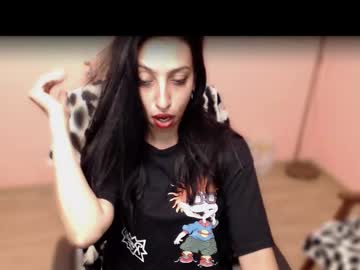 Miatulip Chaturbate stream image from June 19, 2025
