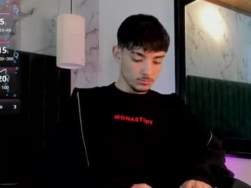 Ale_Smith_ Chaturbate stream image from June 19, 2025