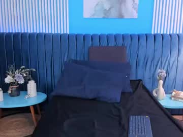 Lizzievan Chaturbate stream image from June 19, 2025