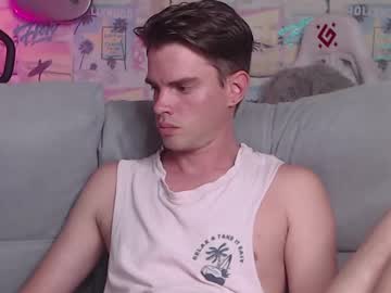 Oxmikexo Chaturbate stream image from June 19, 2025
