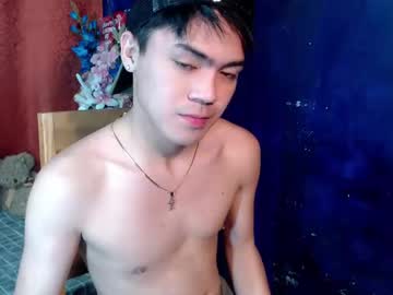 Ruszel_Xcx Chaturbate stream image from June 19, 2025