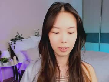 Soulharmoonyy Chaturbate stream image from June 19, 2025