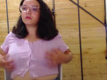 Tiikii_ Chaturbate stream image from June 19, 2025