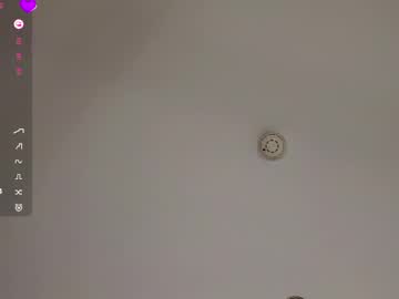 Bingh_ Chaturbate stream image from June 19, 2025