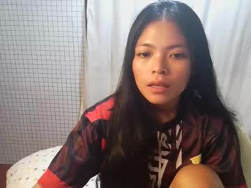 Laura_032121 Chaturbate stream image from June 19, 2025