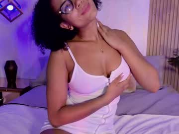 Ayleen_Dunkann Chaturbate stream image from June 19, 2025