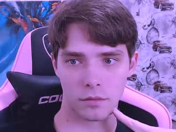 Dmitryromanov Chaturbate stream image from June 19, 2025