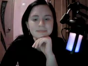 Lunamystique_ Chaturbate stream image from June 19, 2025
