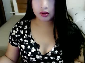 Yoursweet_Janne Chaturbate stream image from June 19, 2025