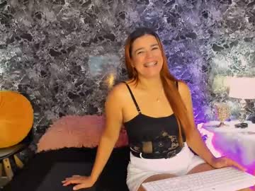 Bigass_Glamour Chaturbate stream image from June 19, 2025