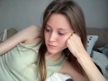 Julietsensation Chaturbate stream image from June 19, 2025