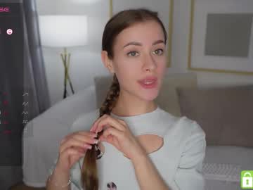 Roxxxete Chaturbate stream image from June 19, 2025