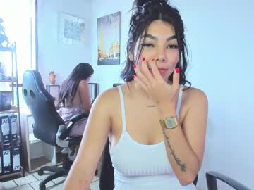 Kim_Romance Chaturbate stream image from June 19, 2025