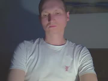 Maxrelax90 Chaturbate stream image from June 19, 2025
