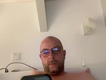 Barny74 Chaturbate stream image from June 19, 2025