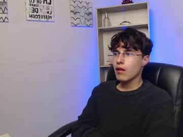 Jeam_Hot Chaturbate stream image from June 19, 2025