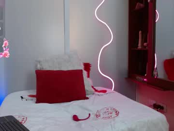 Oriana_Thomson2 Chaturbate stream image from June 19, 2025