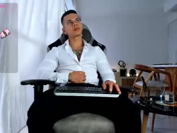 Arondark Chaturbate stream image from June 19, 2025