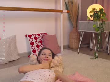 Elation_Evy Chaturbate stream image from June 19, 2025