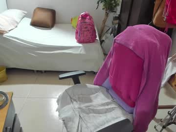 Mrs_Mommy Chaturbate stream image from June 19, 2025