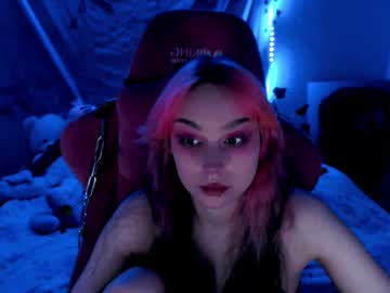 Pineapple_Dope Chaturbate stream image from June 19, 2025