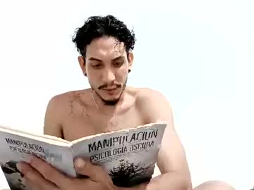 Ian__100k Chaturbate stream image from June 20, 2025