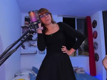 Nataly_Cloud Chaturbate stream image from June 20, 2025
