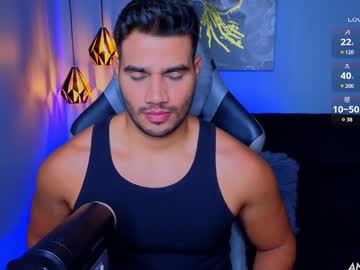 Andresfiit Chaturbate stream image from June 20, 2025