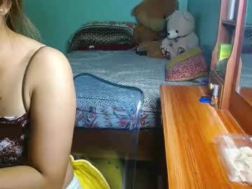 Ashlycumx Chaturbate stream image from June 20, 2025