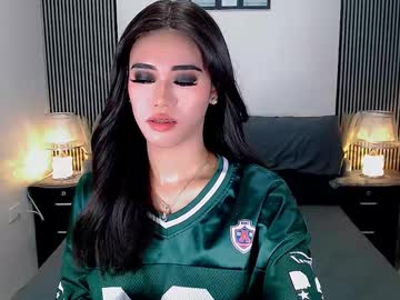 Jhulianagrey Chaturbate stream image from June 20, 2025