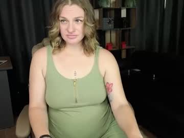 Isingle_Mom Chaturbate stream image from June 20, 2025