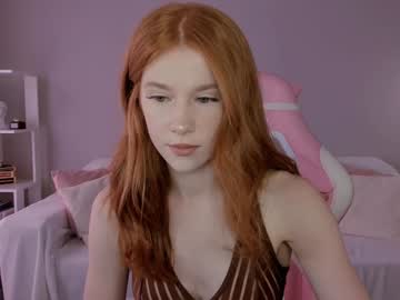 Leahsthetics Chaturbate stream image from June 20, 2025