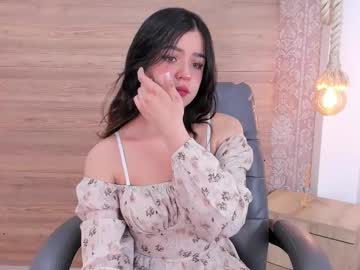 Emmawody Chaturbate stream image from June 20, 2025