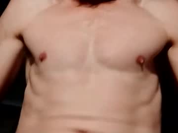 Eezzsmoke Chaturbate stream image from June 20, 2025
