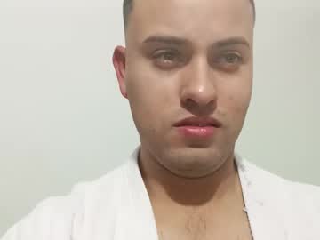 Killandpussy Chaturbate stream image from June 20, 2025