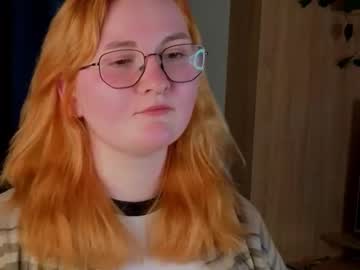 Monabinford Chaturbate stream image from June 20, 2025