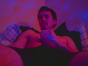 Eternaleros Chaturbate stream image from June 20, 2025