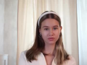 Julianadainty Chaturbate stream image from June 20, 2025
