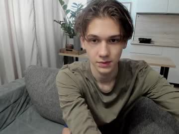 0verlandd Chaturbate stream image from June 20, 2025
