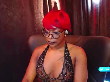 Miaknox Chaturbate stream image from June 20, 2025