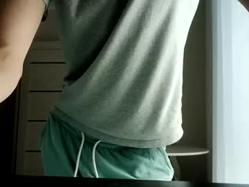 Robi981 Chaturbate stream image from June 20, 2025