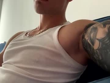 Ursiak Chaturbate stream image from June 20, 2025